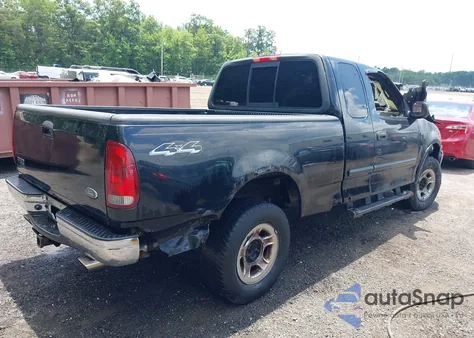 2001 Ford F-150 Lariat/Xl/Xlt z USA, uszkodzony, nr VIN 1FTRX18L51NA38125